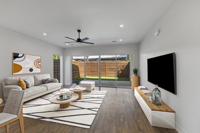 Building Photo - Modern design Oak Lawn townhouse by Inwood...