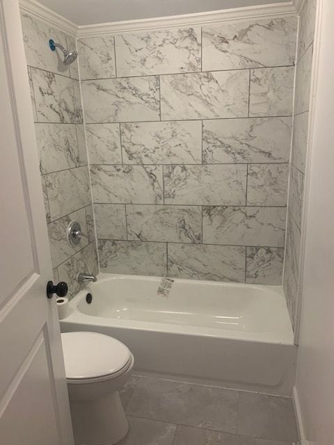 Building Photo - 256 Miller St