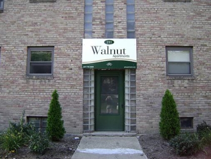 Primary Photo - Walnut Apartments