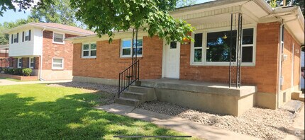 Building Photo - 3412 Winnland Dr