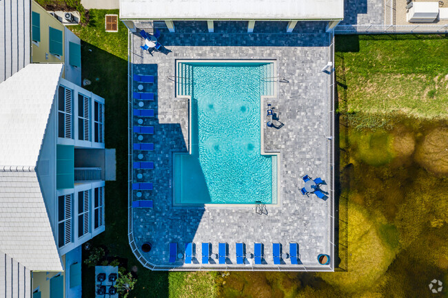 Piscina - Waterline Bonita Springs