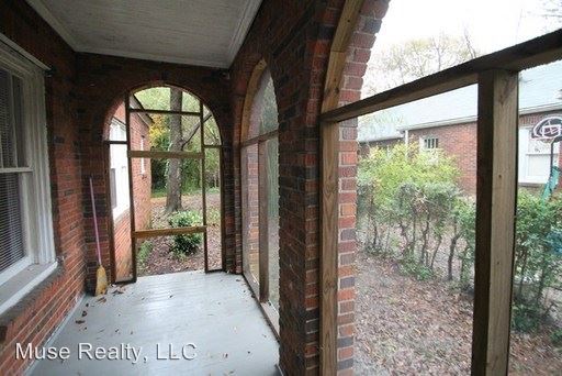 Building Photo - 618 Charlotte Ave