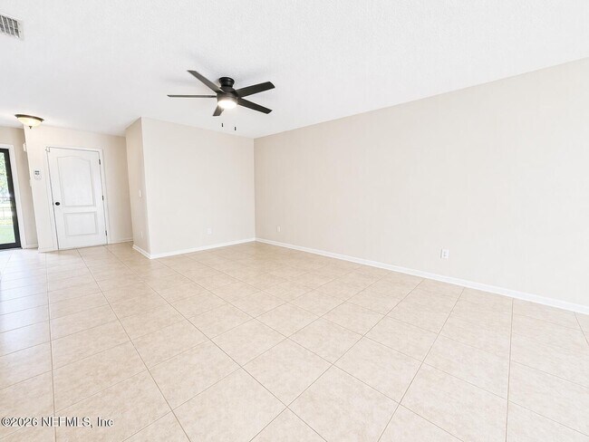 Foto del edificio - 253 E Pisa Pl