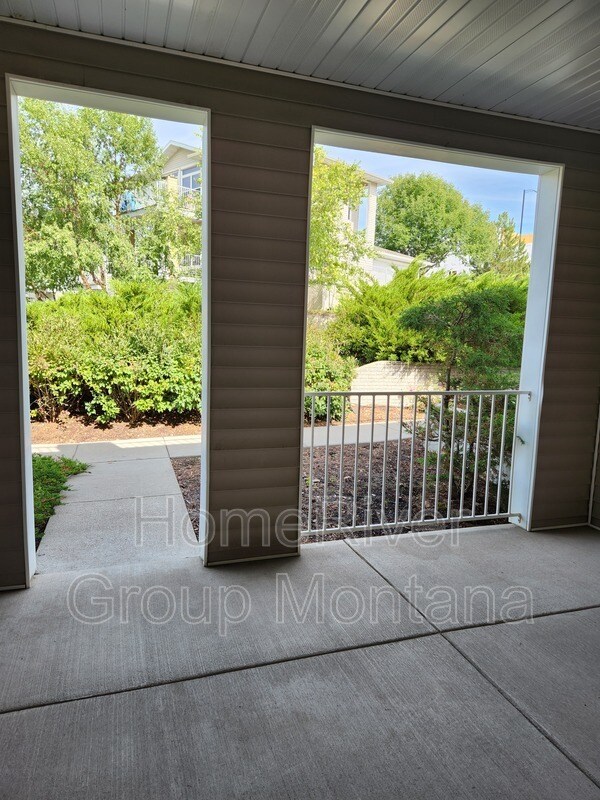 Foto del edificio - 5110 Village View Way