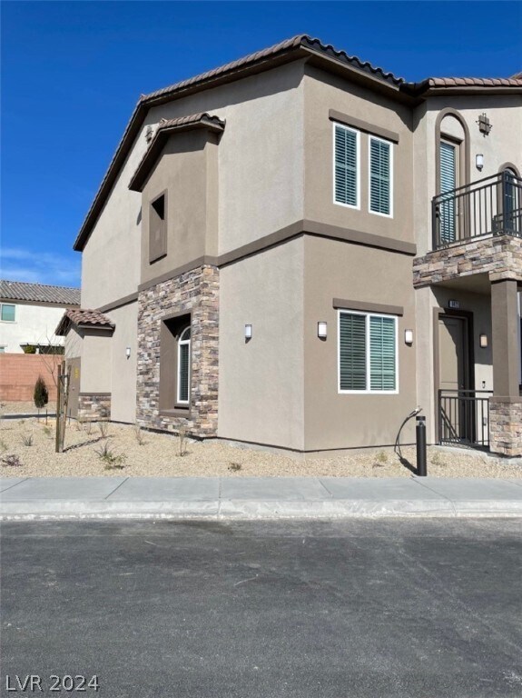 Foto del edificio - 6422 Spring Jog St