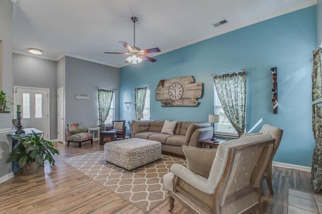 Building Photo - 108 Cross Cove Ct