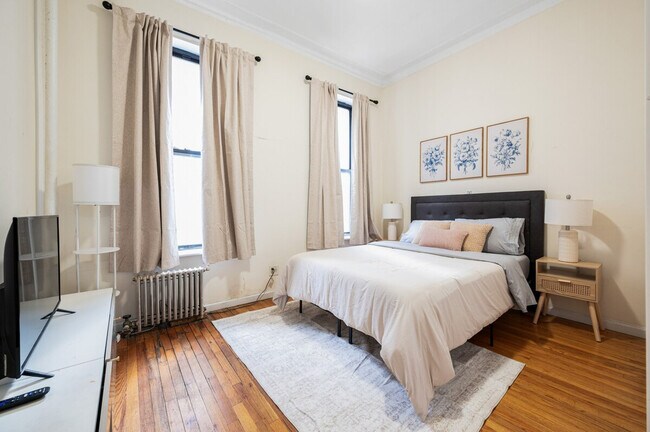 Foto del edificio - 639 2nd Ave