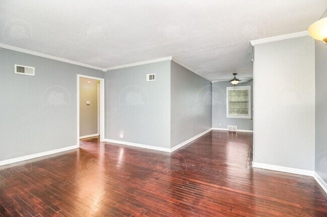 Foto del edificio - 5930 Harrison St