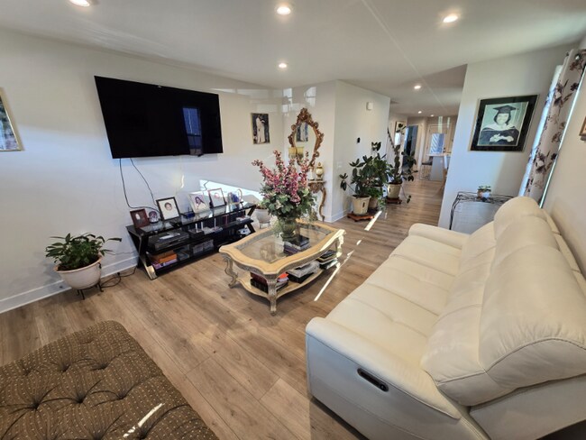 Foto del edificio - 7257 George Wythe Ln