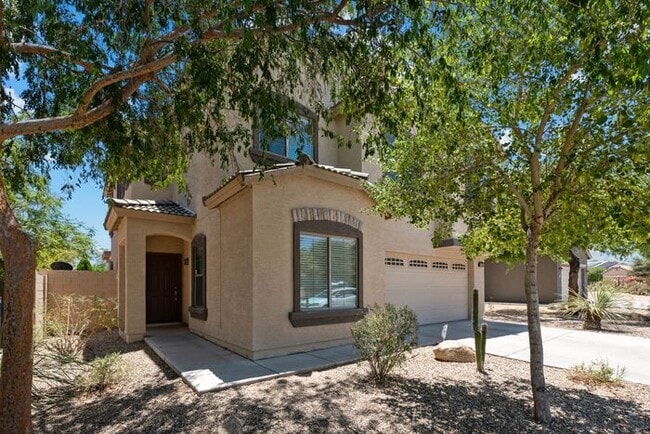 Building Photo - Move In By October 15th - GET $500 OFF 1ST...