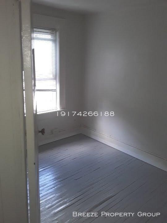 Primary Photo - 610-620 S Scott St