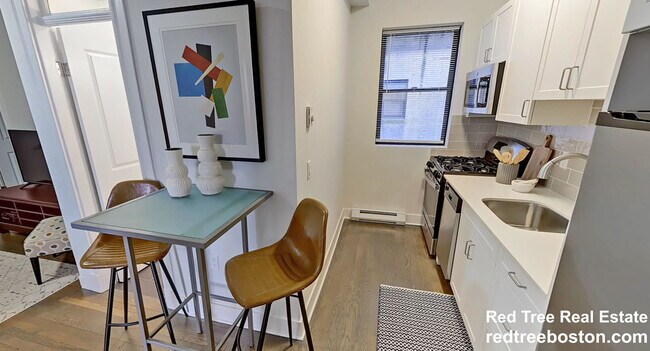 Foto del edificio - 81 Park Dr