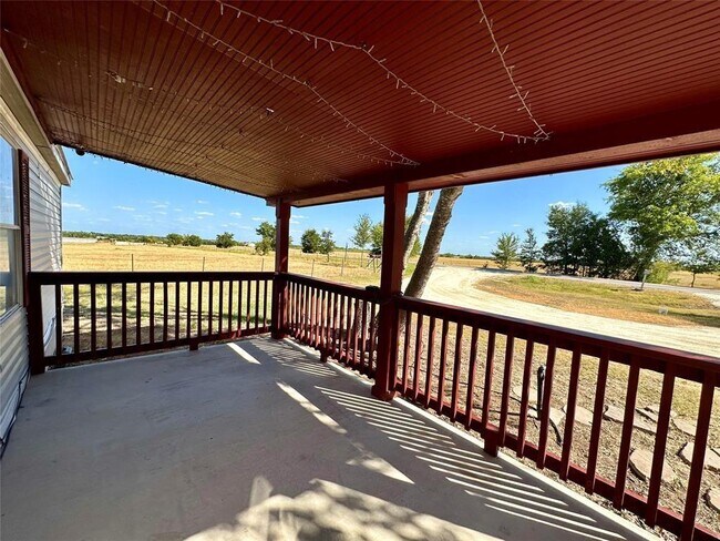 Building Photo - 18500 Albert Voelker Rd