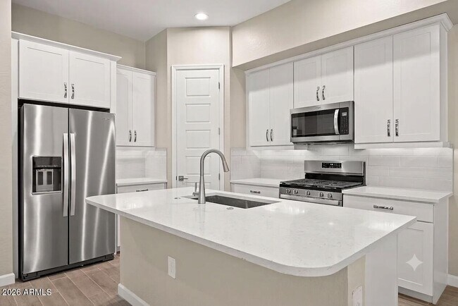 Building Photo - 17042 N 50th Way