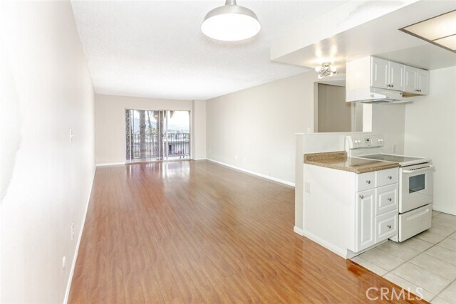 Foto del edificio - 1517 E Garfield Ave