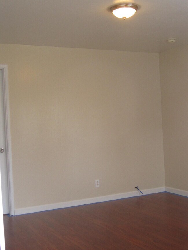 Foto del edificio - 825 Camden Ave