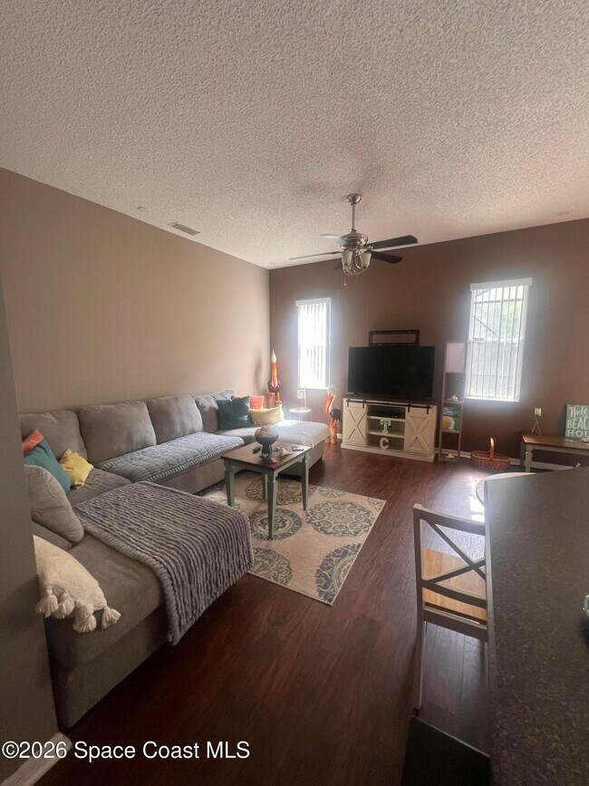 Foto del edificio - 7368 Crepe Myrtle Ct