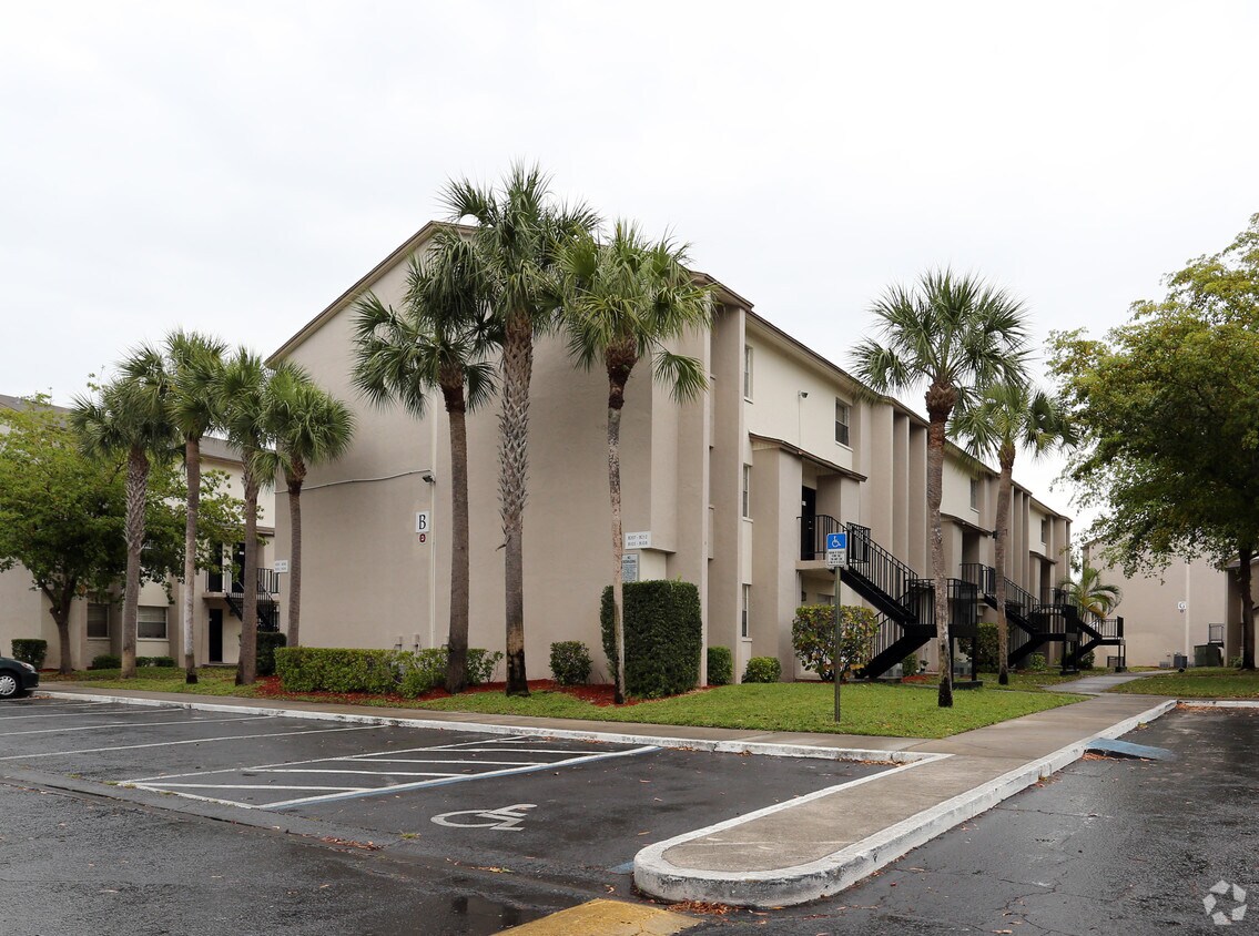 Foto del edificio - Sunterra Apartments
