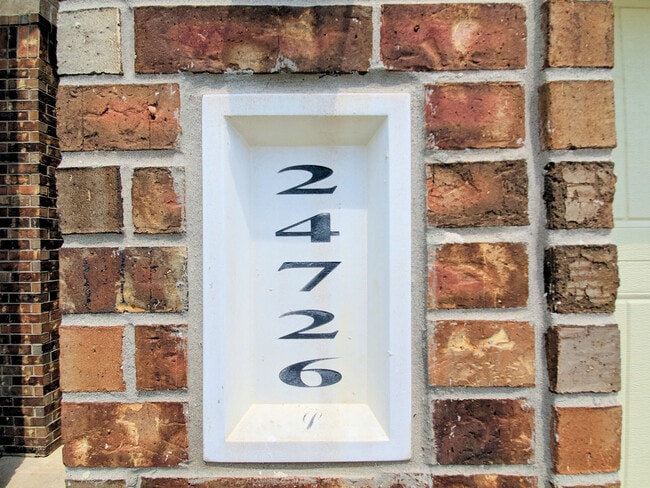 Foto del edificio - 24726 Colonial Elm Dr