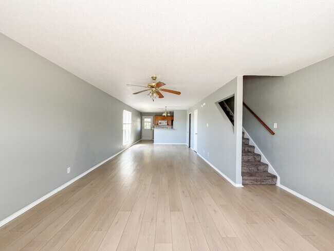 Building Photo - 5701 Allstar Ct