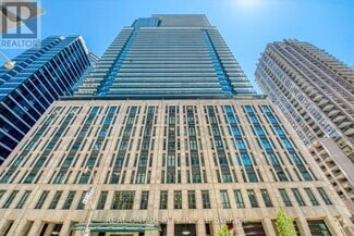 Building Photo - 955-3955 Bay St.
