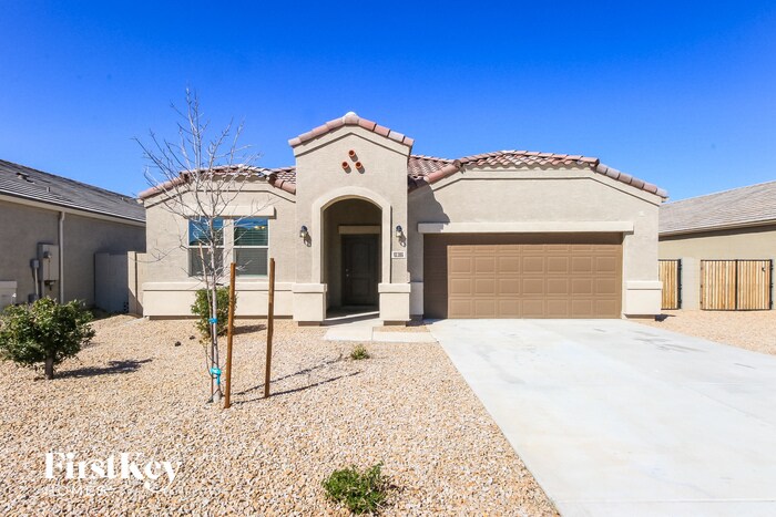 Foto principal - 10386 E Marigold Ln