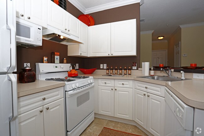 The Grand Reserve At Park Isle Apartments - Clearwater Fl Apartmentscom