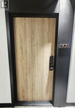 Building Photo - 1 Fairview Rd E