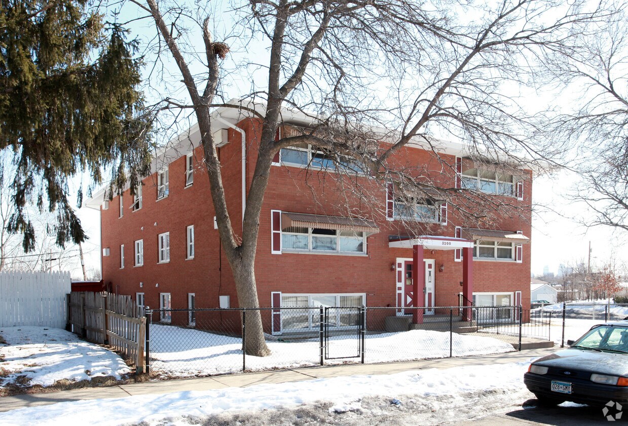 Building Photo - Morgan Estates