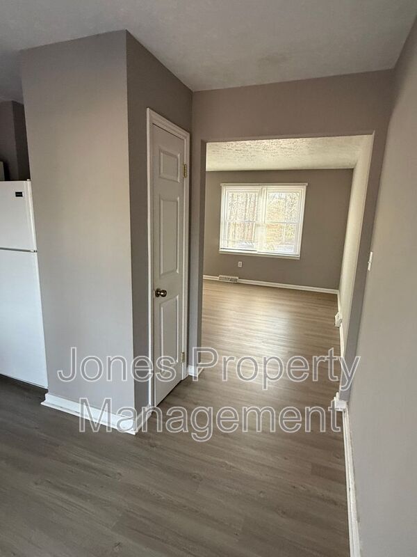 Foto del edificio - 1416 Meadow Ave