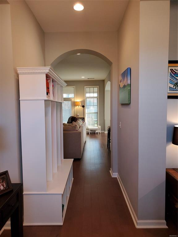 Foto del edificio - 9407 Cres Lodge Cir