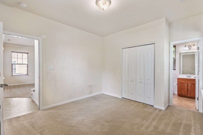 Foto del edificio - !!WOW!! SFD home for sale in Norfolk