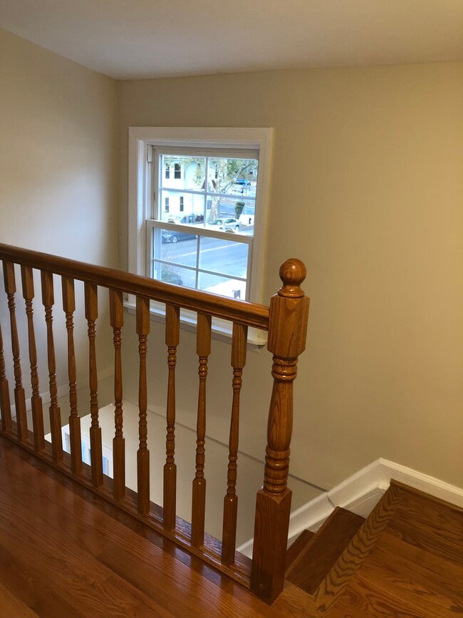 Photo - 135-06-106 107th Ave House