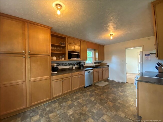 Building Photo - 7203 Bailey Ct