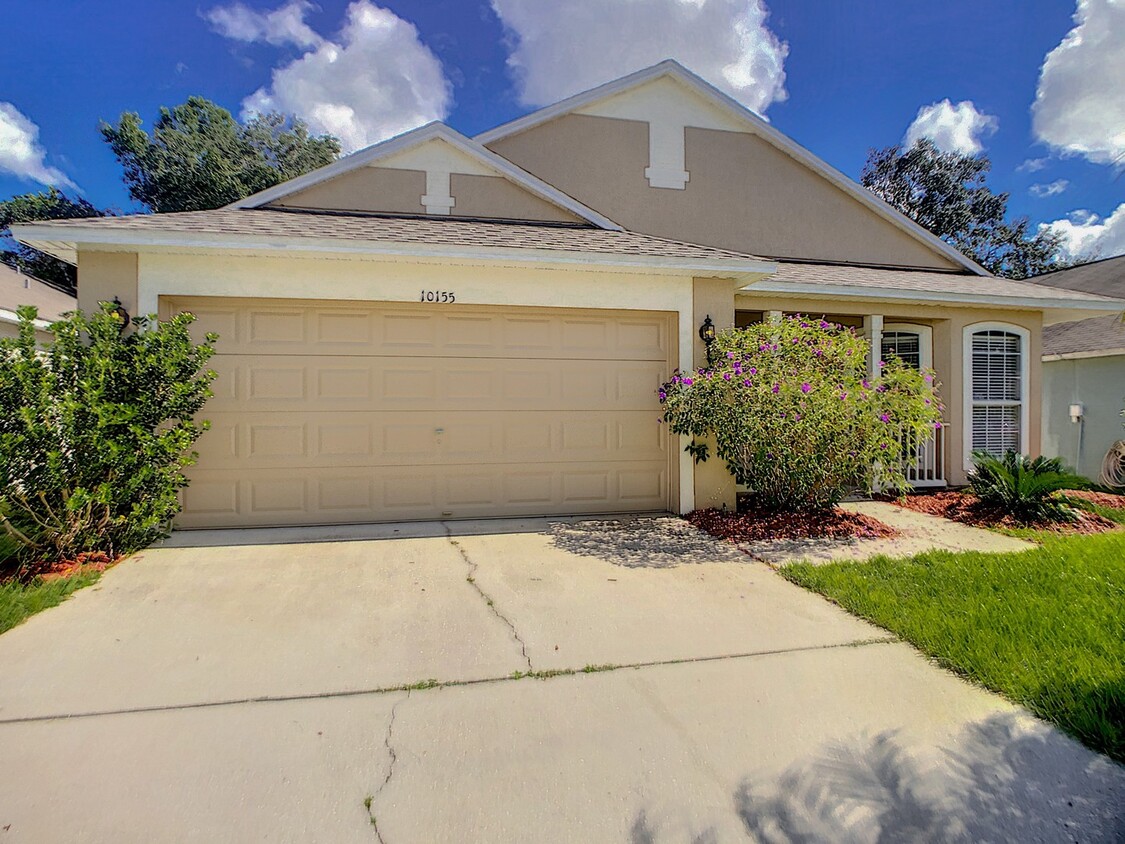 Foto principal - Fresh 3/2/2 East Orlando Updated Home with...