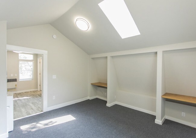 Interior Photo - 1839 Arapahoe Ave