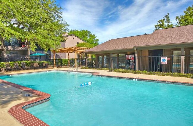 Foto del edificio - 5902 Preston Oaks Rd