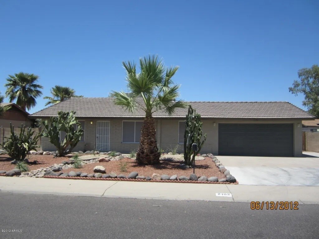 Foto principal - 2102 W Wescott Dr
