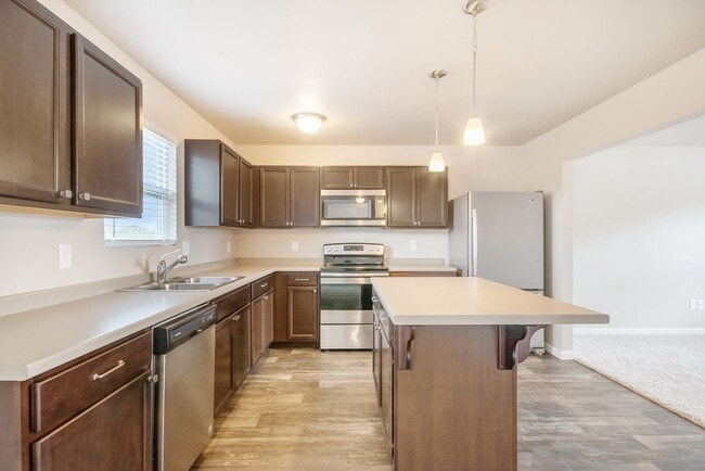 Foto del edificio - Largest Newer 4 Bedroom Home for Rent in Kentwood!