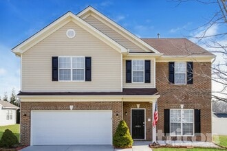 Building Photo - 4493 Paula Dr