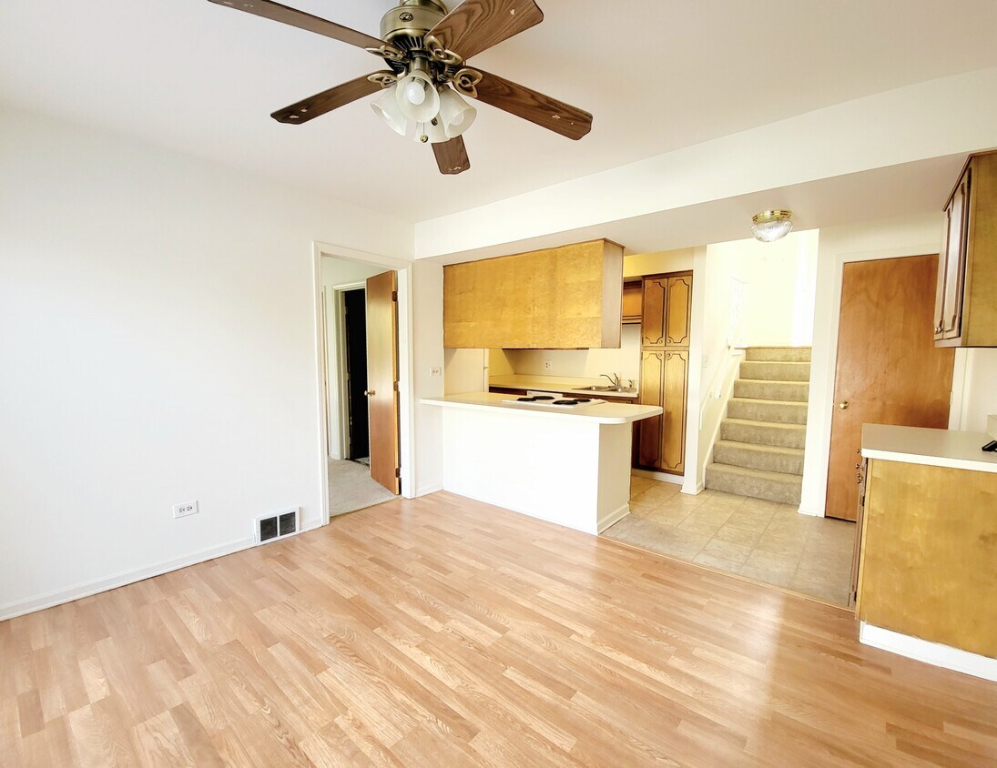 822 Concord Ln, Barrington, IL 60010 Townhome Rentals in Barrington