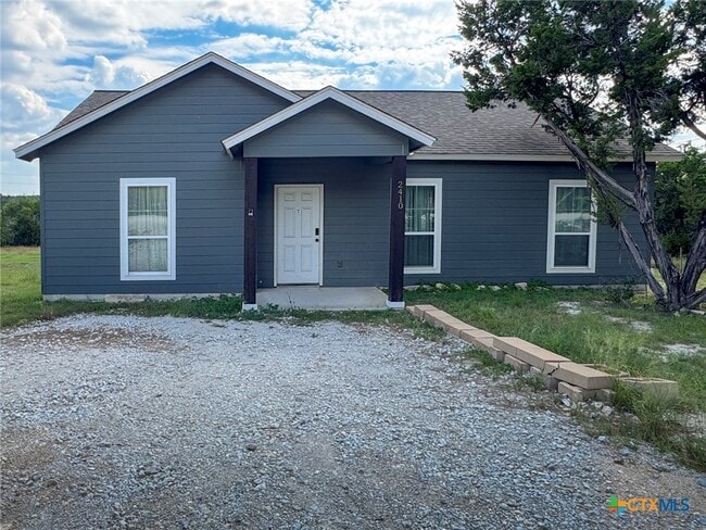 Building Photo - 2410 Golf Dr