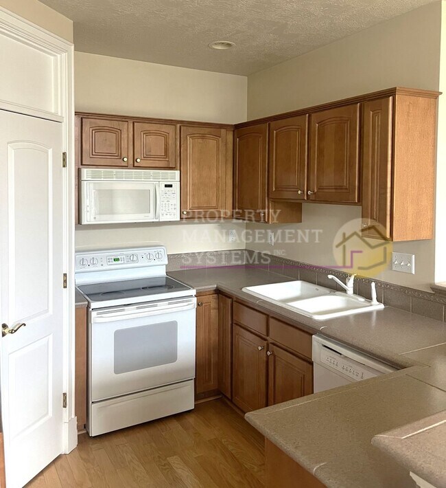 Building Photo - Spacious 2 Bedroom Condo Downtown SLC
