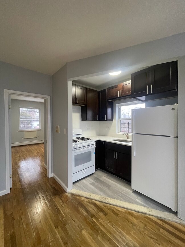 Building Photo - 3222 Tibbett Ave