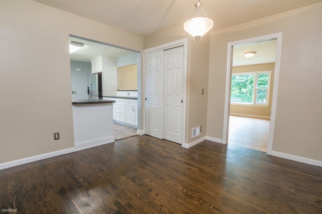 Foto del edificio - 1503 Breton Rd SE