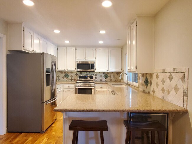 Foto del edificio - 16745 Spring Hill Ct