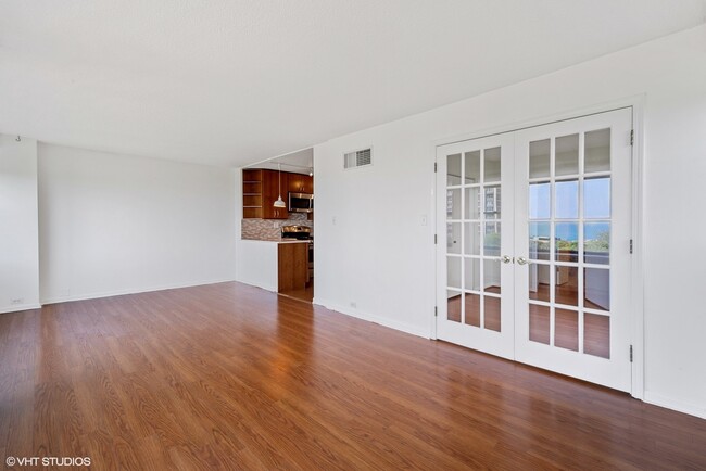 Foto del edificio - 1540 N State Pkwy