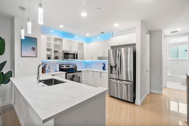 Foto del edificio - 832 NE 19th Ave