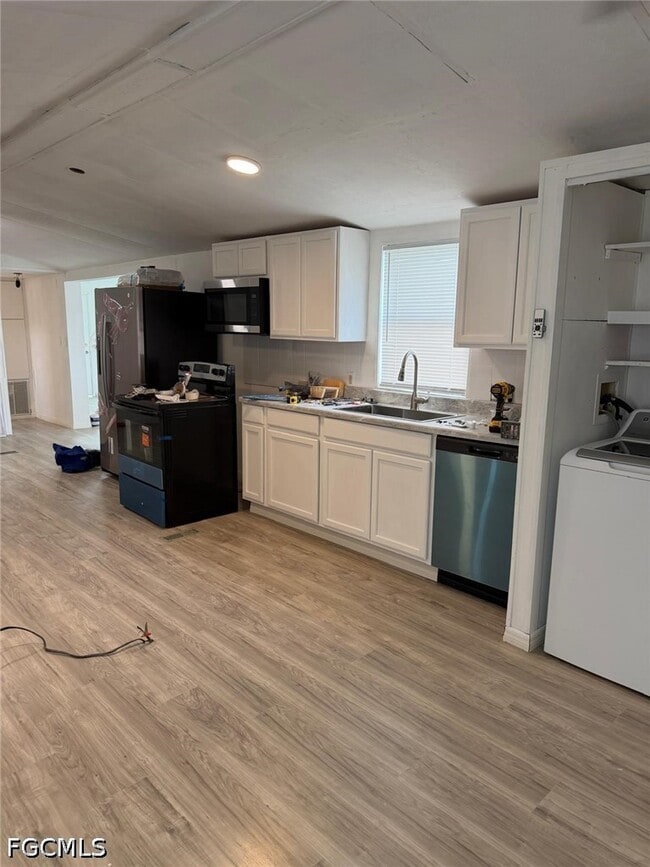 Building Photo - 130 Lantern Pl