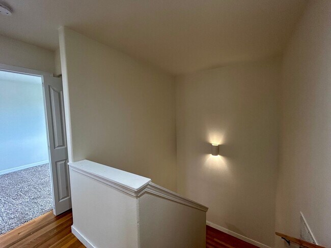 Foto del edificio - 2166 Wildflower Way